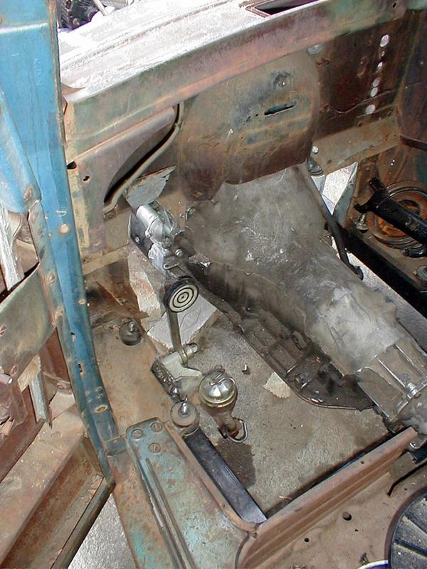 18 December 2005.
Brake cylinder and pedal assembly is tacked in. No apparent issues there....