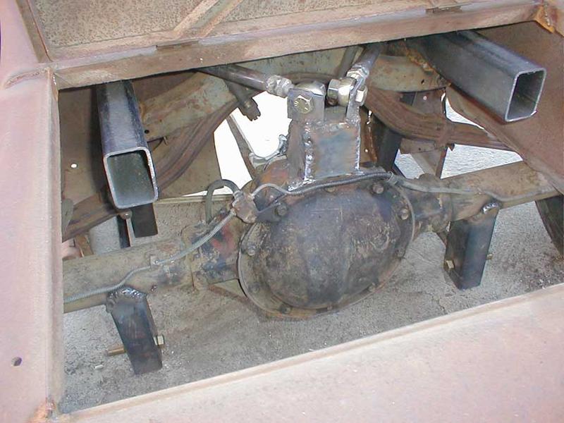 ...and here's a peek-a-boo shot underneath the decklid.