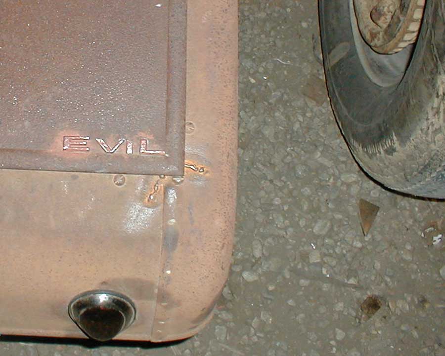 Model Badge.