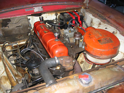 Engine with everything in place