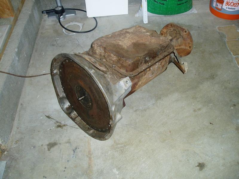 (11/7/05) A 1955 Hydramatic trans made for Nash by GM. This one has only 36K miles and looks great inside. It's from a 55 Nash p