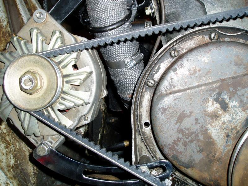 Close up of lower alternator bracket.