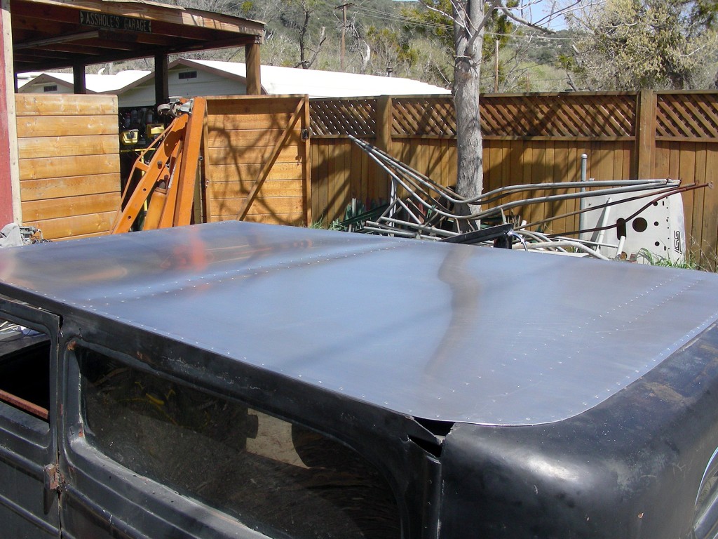 Another angle. The powerline shadow is about where the next stringer will be installed.