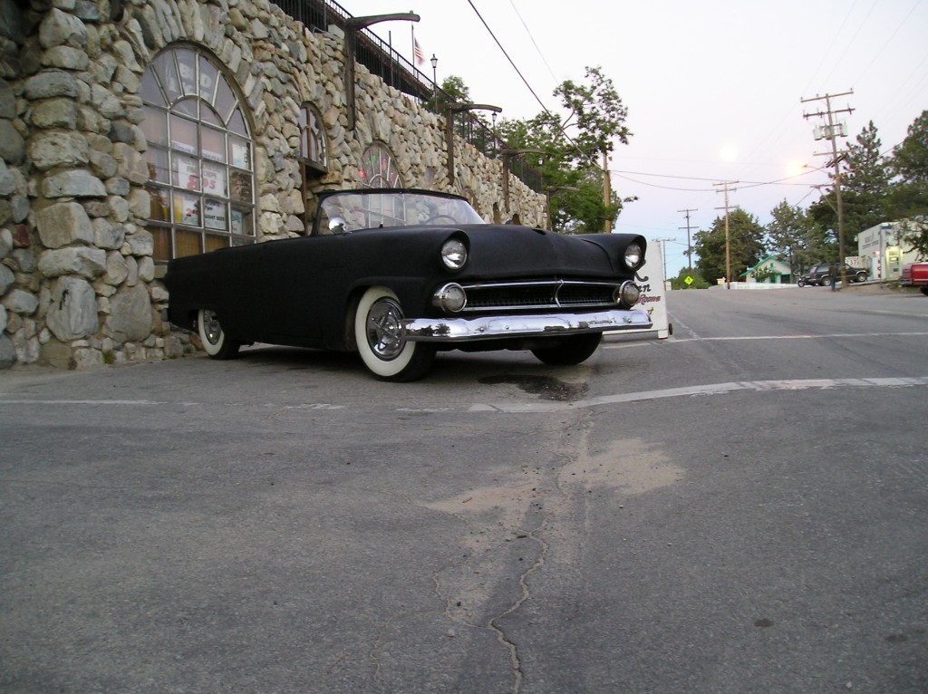 Obligitory Rock Inn photo.