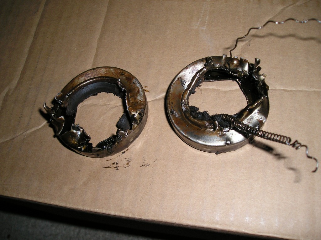 Mikey 2 - Rear Axle Seals 0