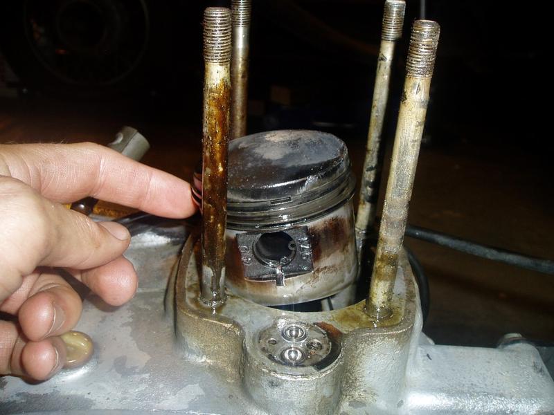 Piston & rings up close.