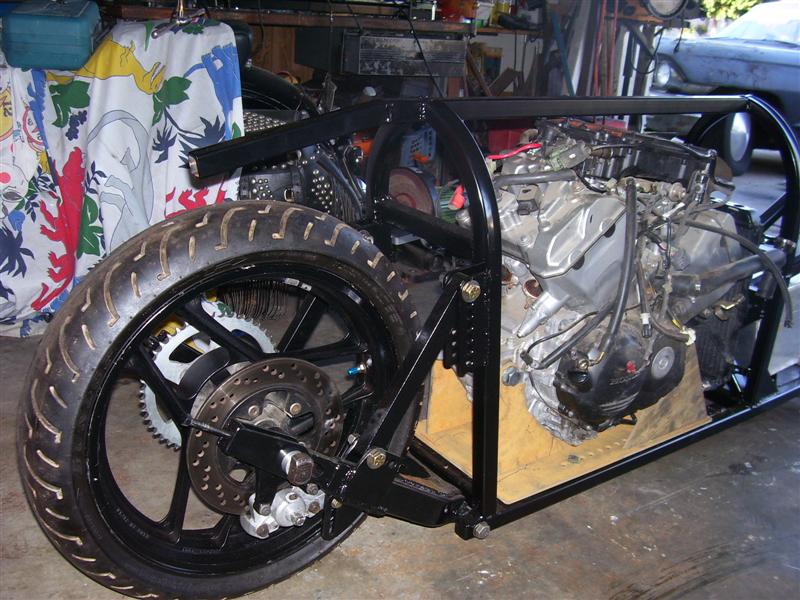 View showing swing arm and motor mounted on motor plate.I'll use solid struts at first.