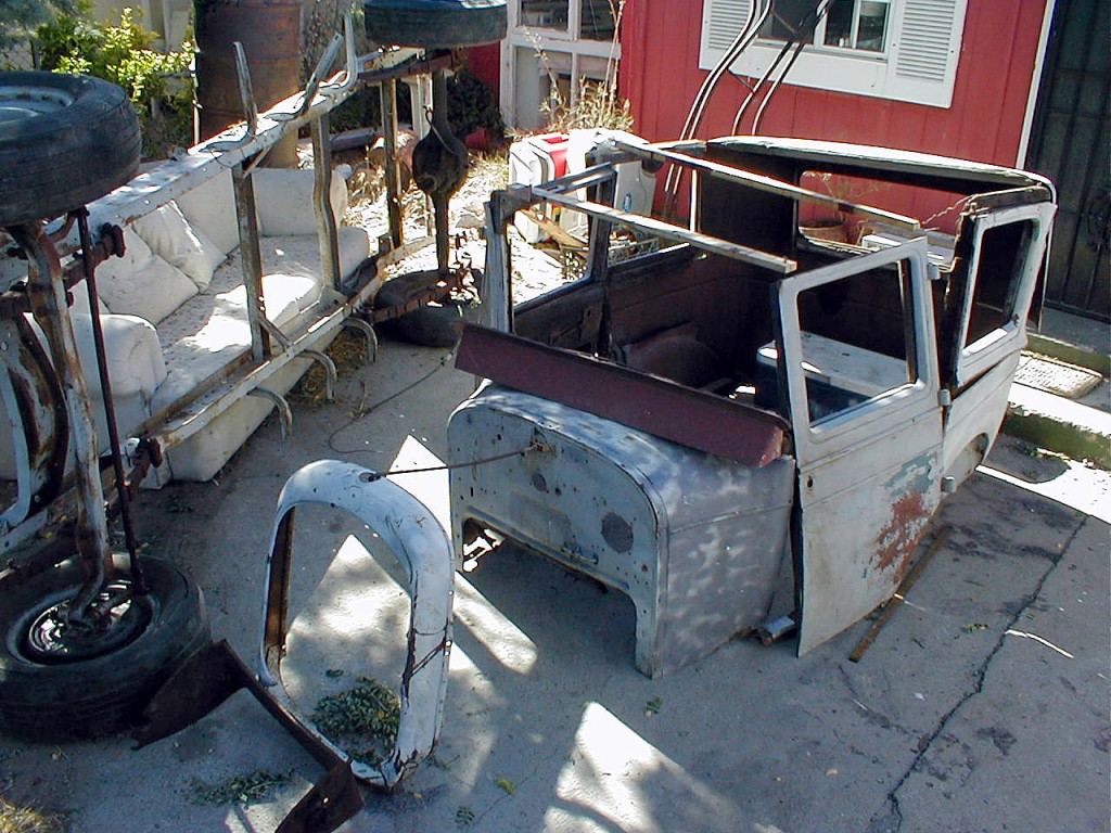 Unnecessary parts removed.
House of cards assembled.