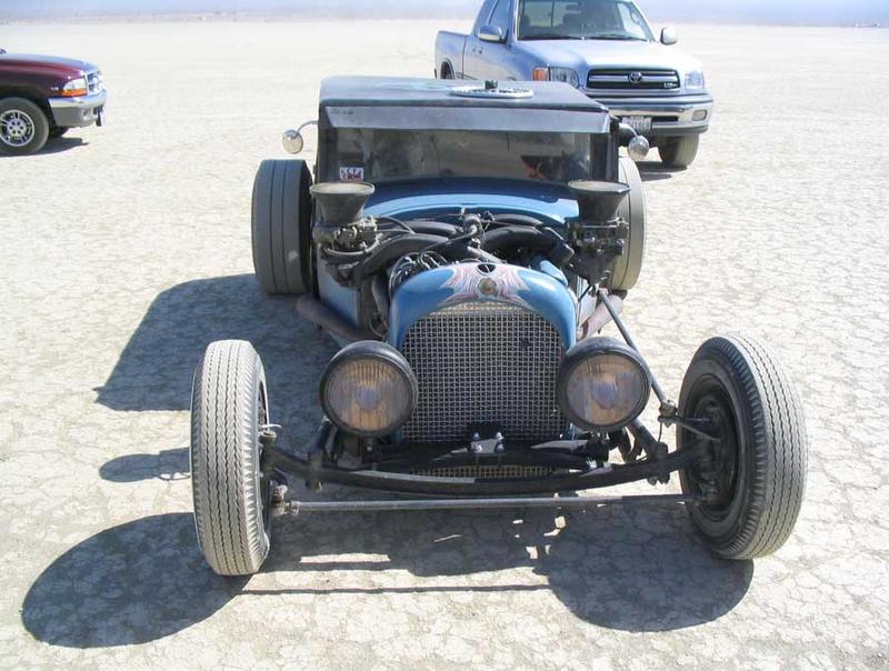 Thanks to SnoopBob, I've got some photos from El Mirage July 2004.