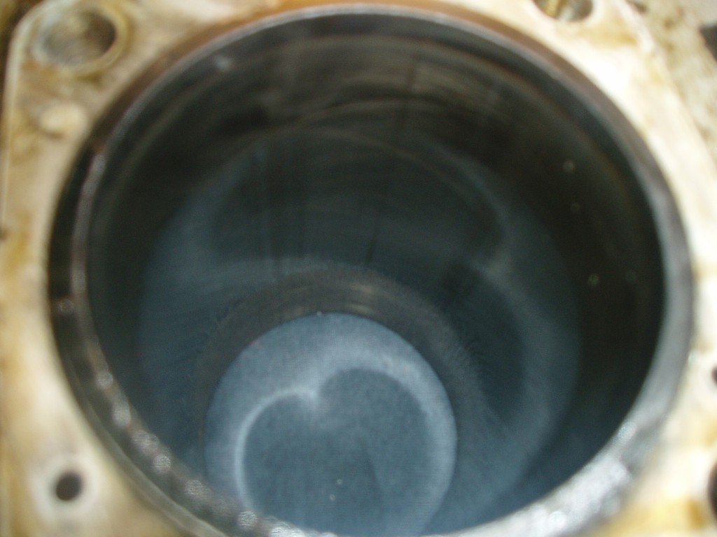 Cylinder interior (2)