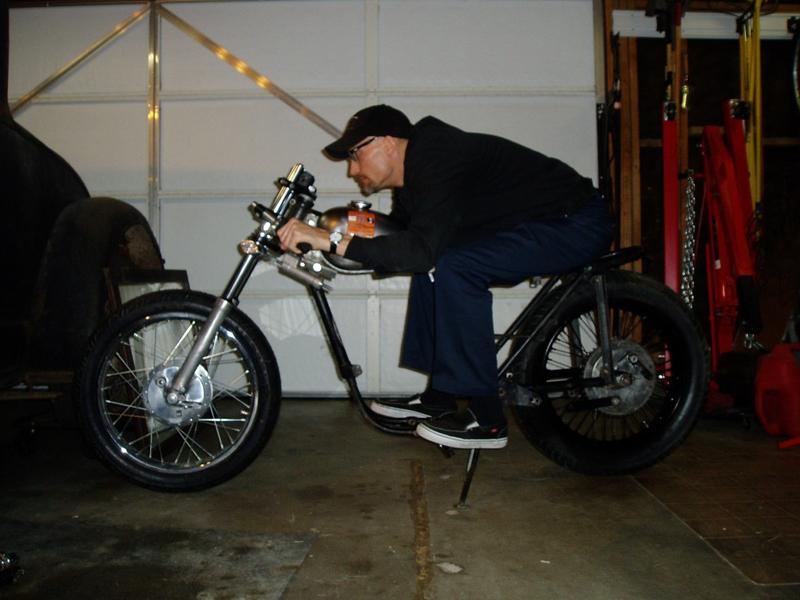 Monkey + gas tank