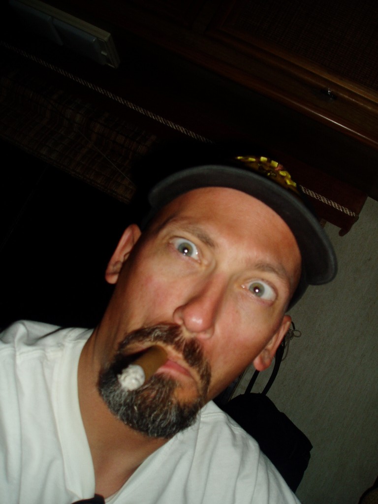 Mojo smokes too.