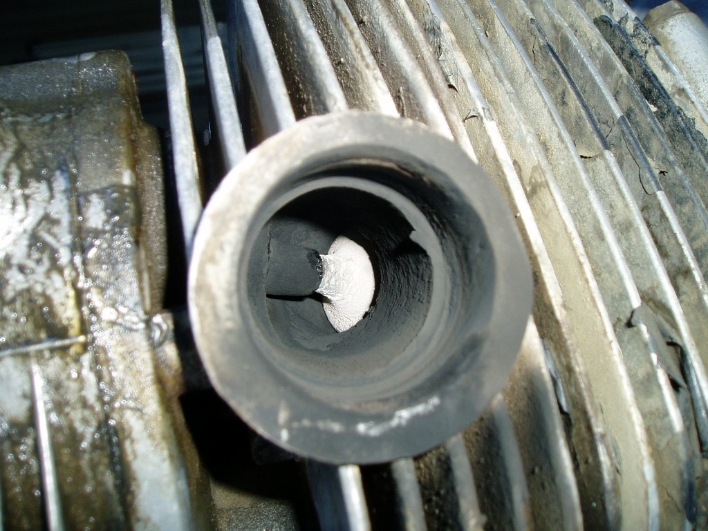 Exhaust valve seen from outside.